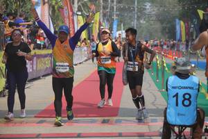 BIB: 41589
                            <button type="button" onclick="openModal(8247091)" class="btn btn-primary btn-sm float-right btn-popup" data-toggle="modal" data-target=".modal-high-quality">
                        <i class="fas fa-shopping-cart"></i> Add to Cart
                    </button>
                                            <button type="button" onclick="isThisMe(8247091, true)" class="btn btn-success btn-sm float-right btn-popup btn-isme hidden" data-toggle="tooltip" data-placement="bottom" title="นี่คือรูปของคุณใช่ไหม คลิกที่นี่เพื่อเอาเข้าอัลบั้ม">
                        <i class="fas fa-plus"></i> Add to album
                    </button>
                    <button type="button" onclick="isThisMe(8247091, false)" class="btn btn-warning btn-sm float-right btn-popup btn-isnotme hidden">
                        <i class="fas fa-ban"></i> Remove from album
                    </button>